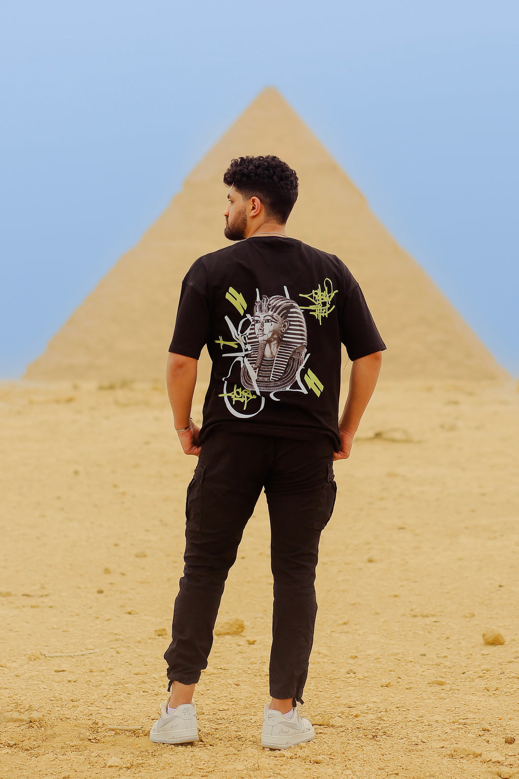 KING TUT